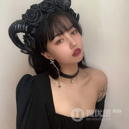 霸气高冷范非主流女生，冷艳烟熏妆女生头像图片