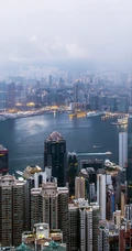 上海滩的紫色晚霞，欧美的繁华海边城市唯美手机壁纸