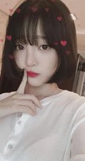 韩国精选空灵系短发女生姜仁卿气质室内精选写真图片集