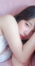 韩国精选空灵系短发女生姜仁卿气质室内精选写真图片集
