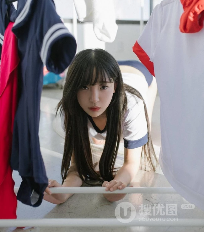 韩国精选空灵系短发女生姜仁卿气质室内精选写真图片集