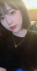 韩国精选空灵系短发女生姜仁卿气质室内精选写真图片集