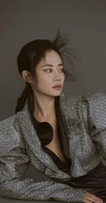 谭卓InStyle优家画报写真，完美展现现代女性独立优雅气质