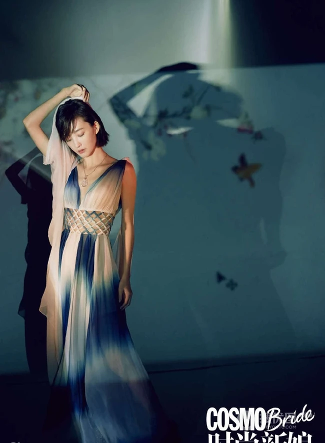 王丽坤演绎各种复古新娘服饰造型杂志写真图片