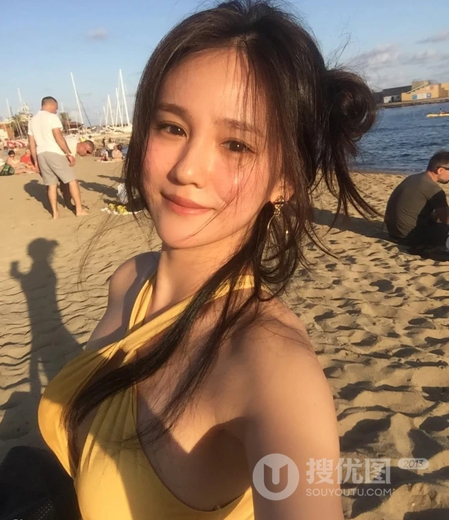 韩国气质女生轻熟店主Kim Pro气质柔美自拍，写真生活照图集
