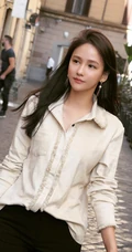 韩国气质女生轻熟店主Kim Pro气质柔美自拍，写真生活照图集