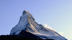 美丽的雪山，唯美的海上冰山高清电脑壁纸下载