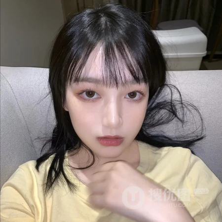 戴眼镜的妹子，轻熟范霸气的女生头像图片