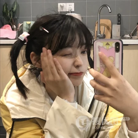 戴眼镜的妹子，轻熟范霸气的女生头像图片