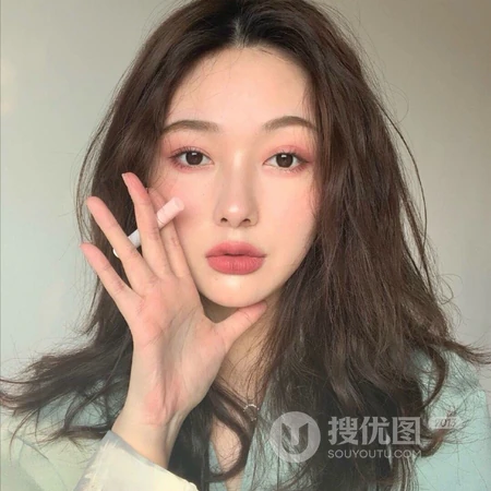 2020最新气质女生头像图片下载