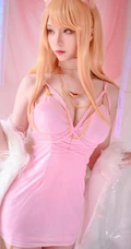 线条气质女生青青子Js气质K/DA同人阿狸cosplay室内写真