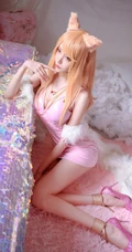 线条气质女生青青子Js气质K/DA同人阿狸cosplay室内写真