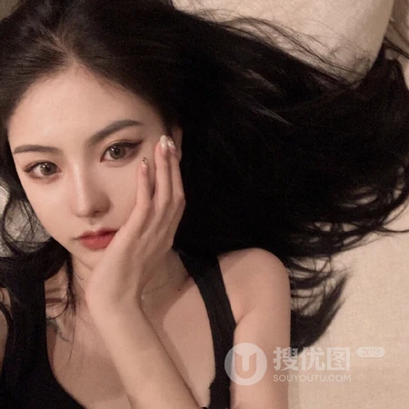 可爱萌萌哒的女生，女生旅游自拍头像下载