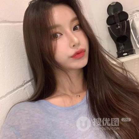 女生坐飞机，高冷时尚的女生高清头像图片