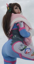 火影忍者，海贼王，龙珠等欧美女生角色扮演手机壁纸