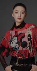 林允酷美蜻蜓妆登《昕薇》杂志写真图片