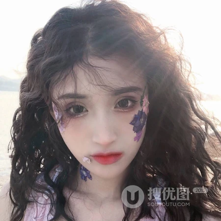 户外人像，抖音创意的社会女生头像图片