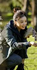 蒋欣饰演的《如果岁月可回头》中神秘女人江小美剧照图片