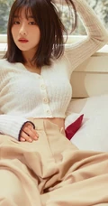 徐睿知气质图片，韩国女星徐睿知气质家居服线条，美背写真图片