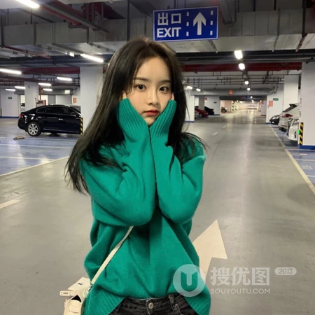 长发的高颜值女生生活照高清头像