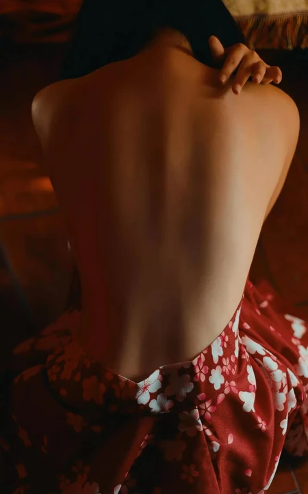 超性感和系美女妖艳背影杀手机壁纸