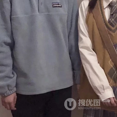 学生情侣自拍撒狗粮真人情侣一人一半头像