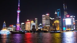 繁华灯火阑珊的大都市电脑壁纸图片