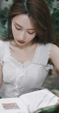何宣林清新绿色唯美写真图片，纯美白衣清新浪漫