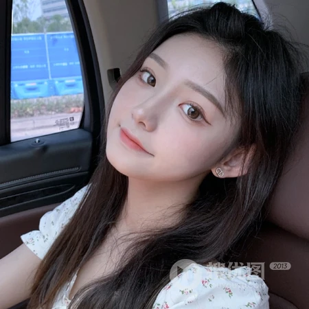 居家长发少女生活大头照头像图片