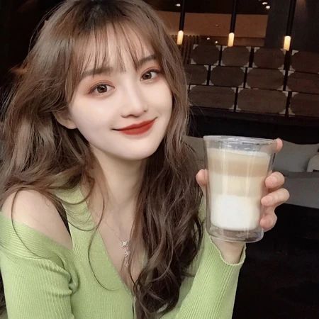 爱喝奶茶的少女，4月4日第四组女生头像推荐