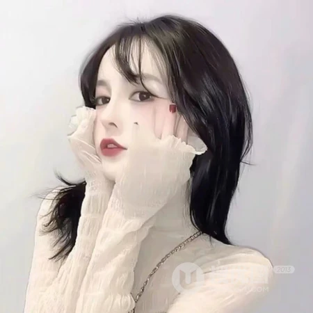 超有气质的长发气质女生，居家爱美的气质女生自拍微信头像