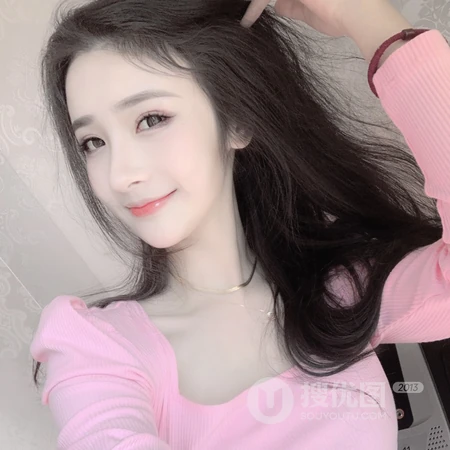 超有气质的长发气质女生，居家爱美的气质女生自拍微信头像