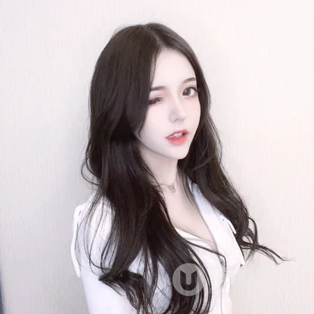 超有气质的长发气质女生，居家爱美的气质女生自拍微信头像