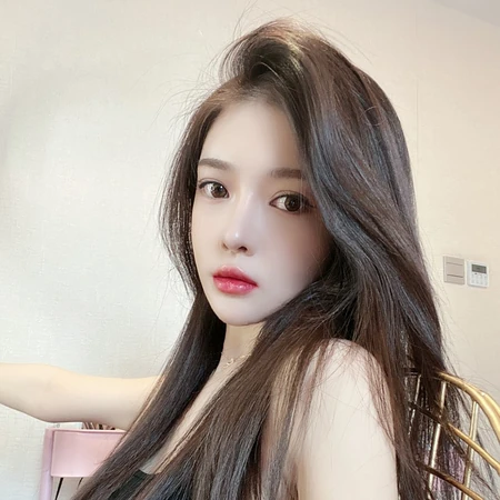 长发骨感的女生霸气头像4月6日推荐