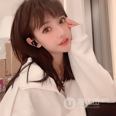 长发骨感的女生霸气头像4月6日推荐