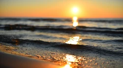 火红的夕阳，美丽的彩霞唯美风景电脑壁纸