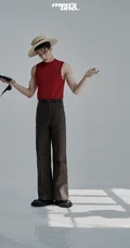 山西帅哥明星王子异时尚写真，着各类运动服饰，展完美身形线条