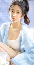 精选高颜值白皙匀称女生慵懒蓝色居家服气质室内写真图片