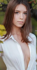 俄罗斯女生Viki_virgo的22岁写真生涯，样貌靓丽，身材凹凸亮眼