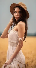 俄罗斯女生Viki_virgo的22岁写真生涯，样貌靓丽，身材凹凸亮眼
