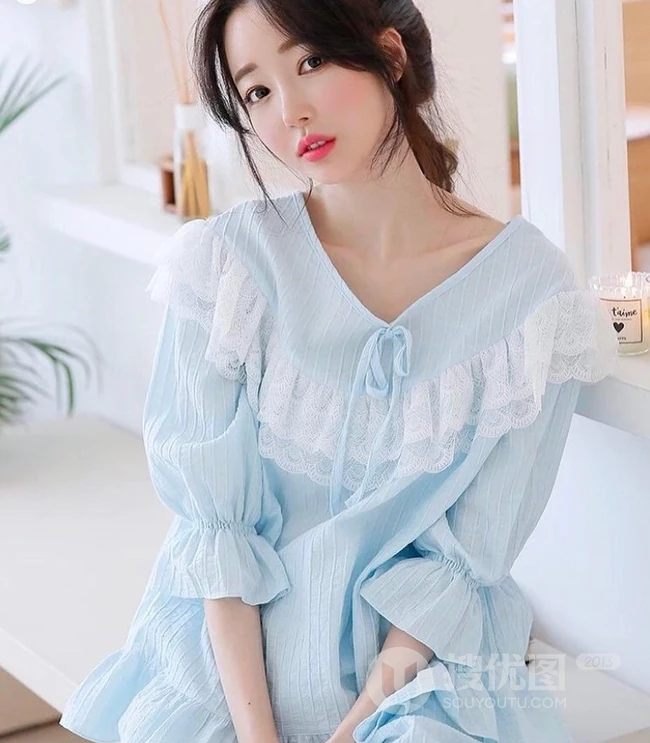 不爱好好穿衣的精选长腿女生模特气质写真，生活照图集