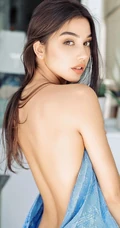 波兰气质女生Maja Strojek气质写真照图集，褐色眼珠散发醉人气息