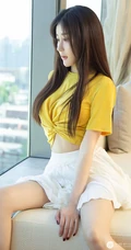 气质匀称女生可爱多室内写真图集（一），T恤 牛仔皆美丽动人