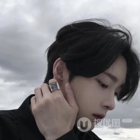 清纯帅气的时尚型男头像图片