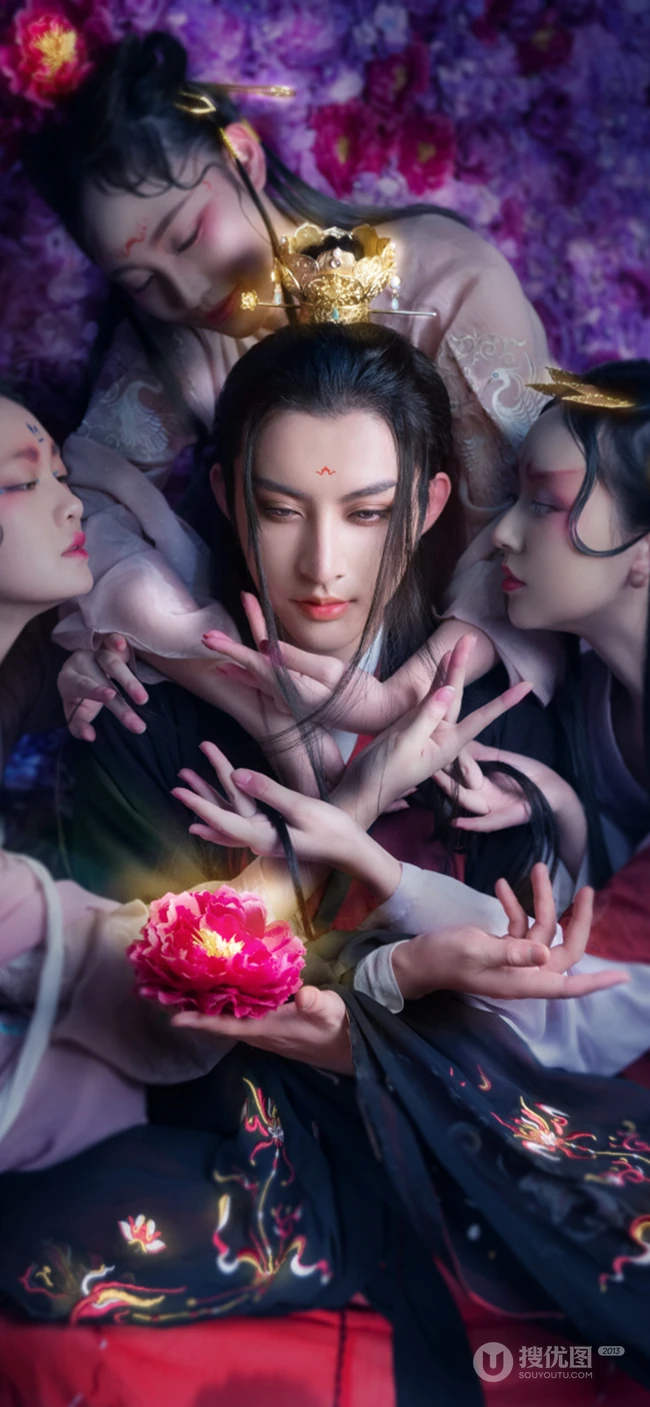唯美美艳妃子围绕着的古风美男精美手机壁纸图片