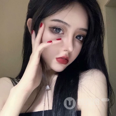 酷酷的，戴口罩的女生小姐姐旅行头像图片
