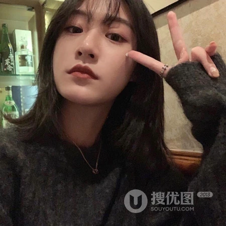 酷酷的，戴口罩的女生小姐姐旅行头像图片