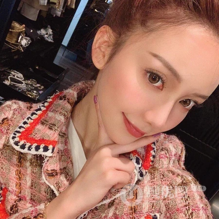 酷酷的，戴口罩的女生小姐姐旅行头像图片