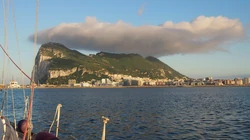 唯美的海上城市建筑高清电脑壁纸