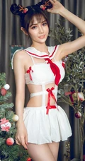 女生模特唐小糖圣诞节麋鹿造型短裙线条感气质写真图片